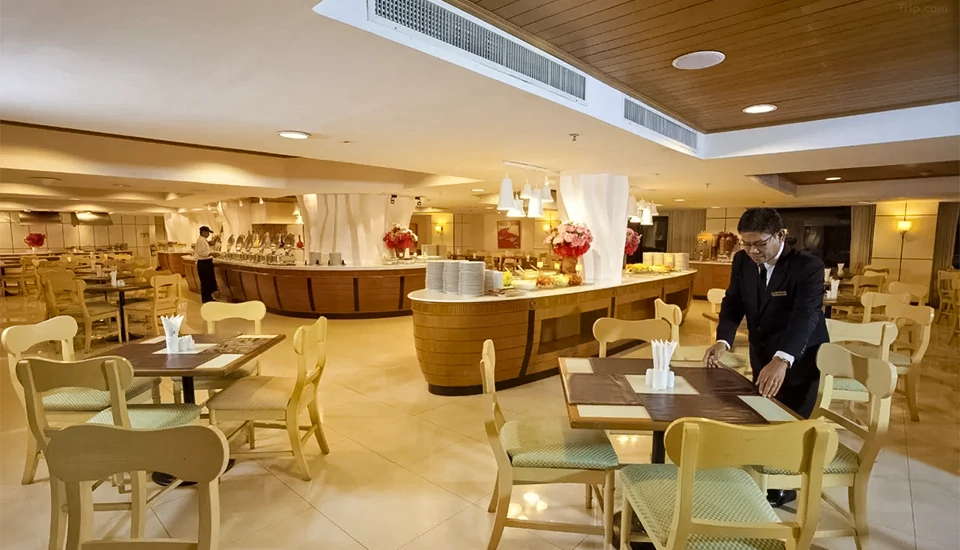 هتل جامتین پالم بیچ پاتایا